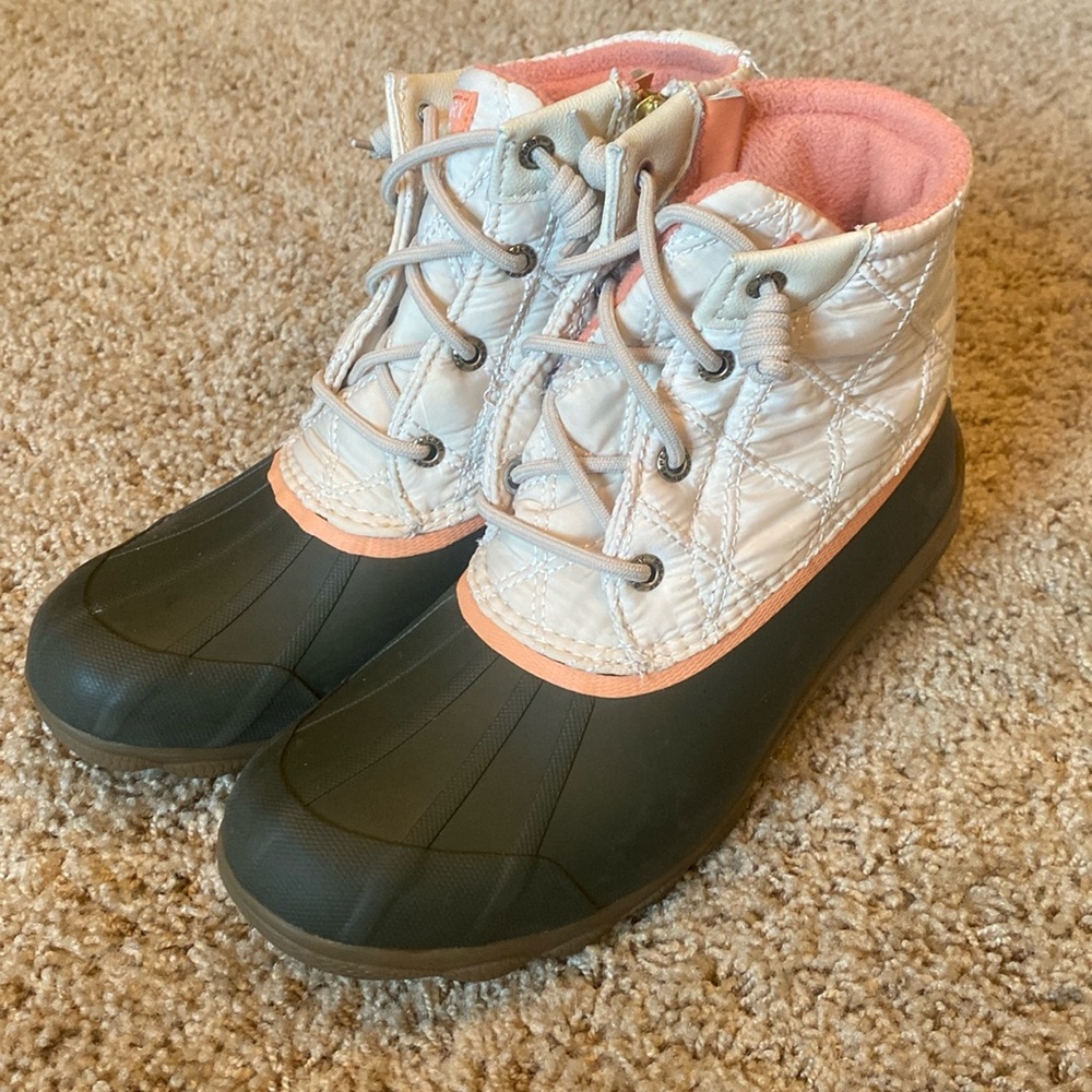Sperry Boots in Taupe/Olive Size 7.5